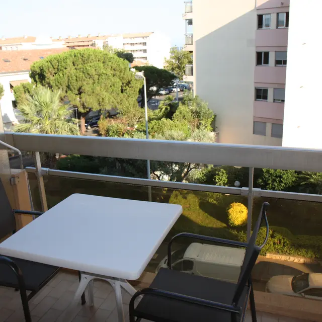 Carru Claude location meublée Le Galion II Fréjus