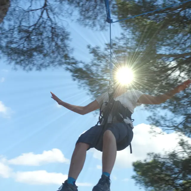 Accrobranche en terrain d'aventure_Villard-de-Lans