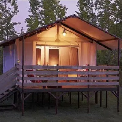 Cabane sur pilotis