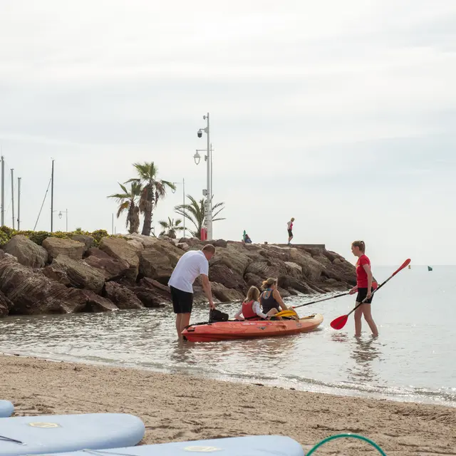 Location Kayak Triple Cannes avec Cannes Jeunesse