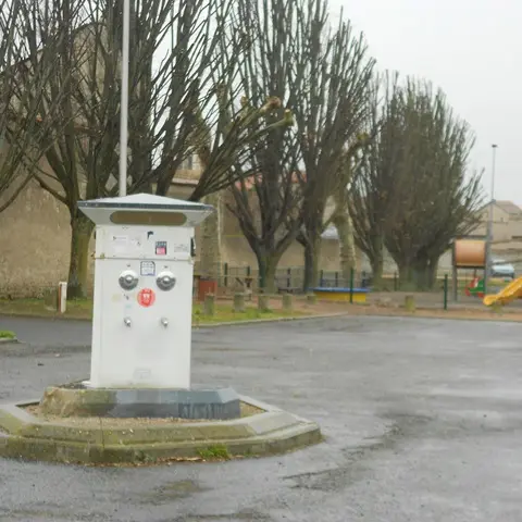 Aire de services Aigueperse