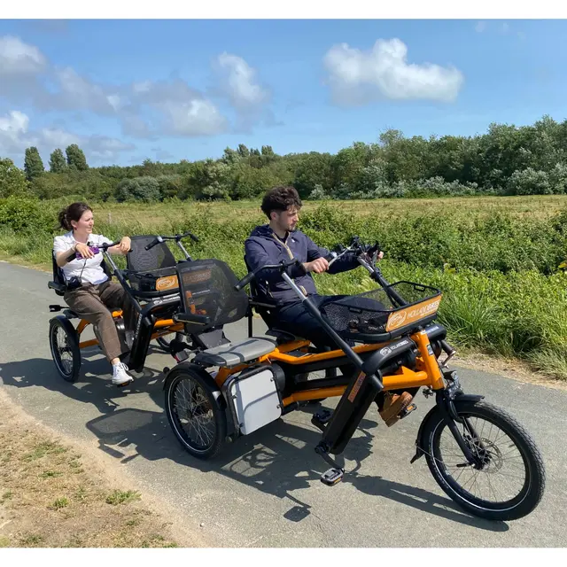 Handi bikes : Louer le Fun 2 Go, tandem côte à côte par Holland bikes_La Couarde-sur-Mer