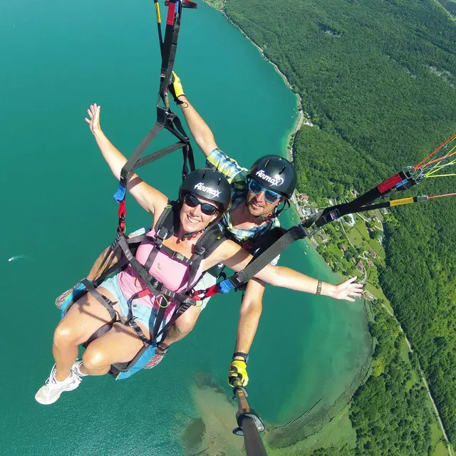 Vol parapente de 20 mn avec Airmax descente sensations