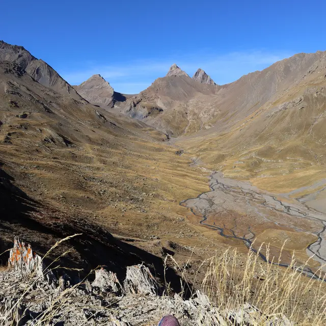 Montée au glacier Lombard depuis le lac du Goléon_La Grave