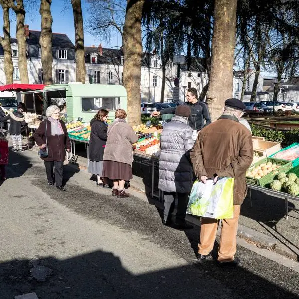 marche-place-ney-2349127.jpg