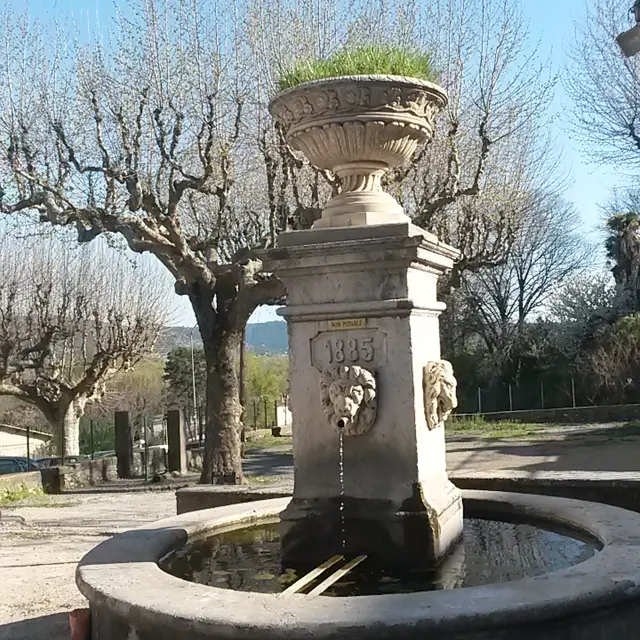 Fontaine de la place ronde