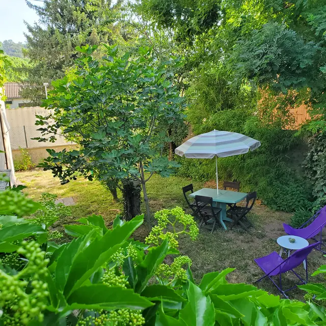 Location LARCHER - Varages