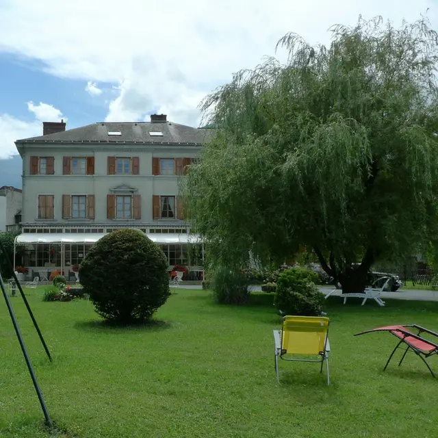 Faverges Hôtel du parc extérieur