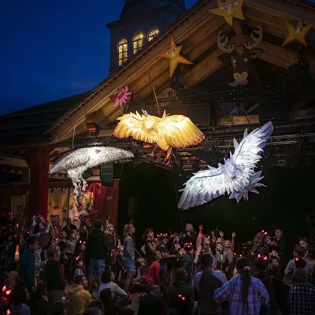 En attendant le Bonheur des Mômes : spectacle Envol_Le Grand-Bornand