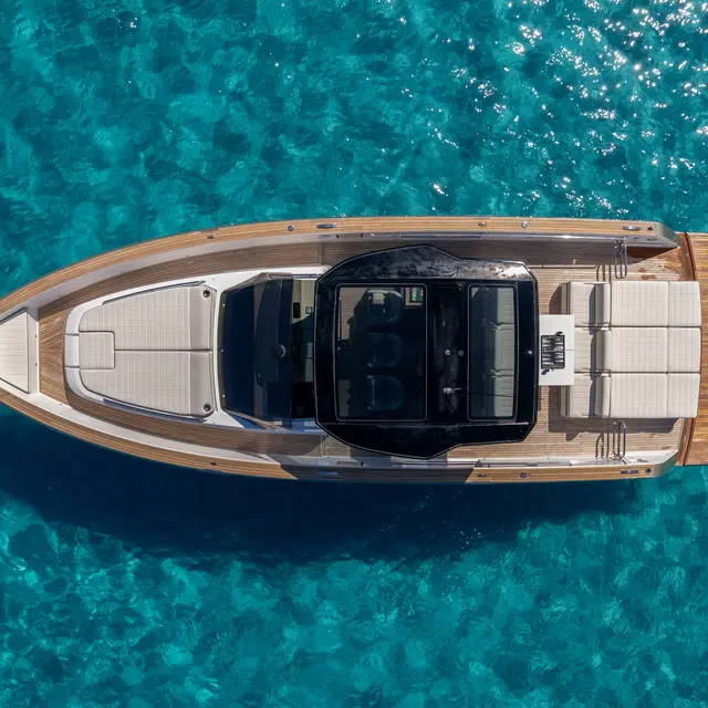 Suncap Company_Saint-Tropez