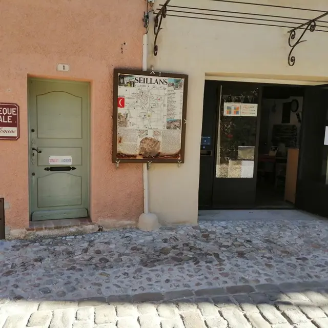 Médiathèque Jean Salomon