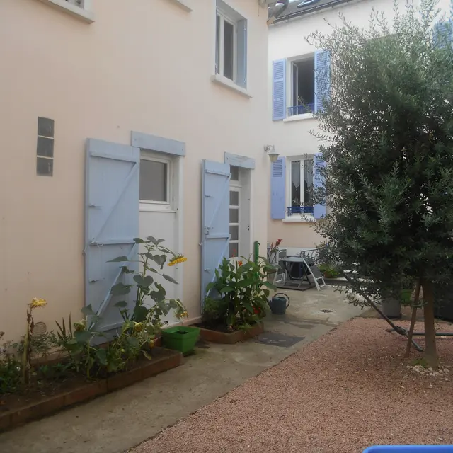 la maison bleue
