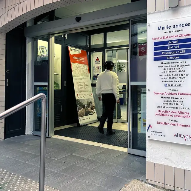Mairie d'Aubagne - Service à la population_Aubagne