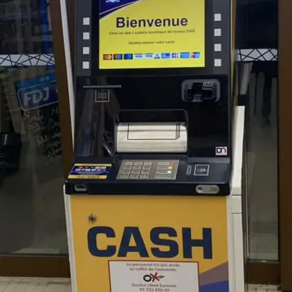 Distributeur de billets
