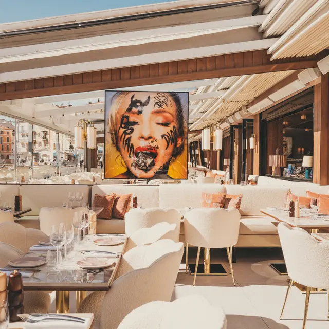 Le Quai_Saint-Tropez