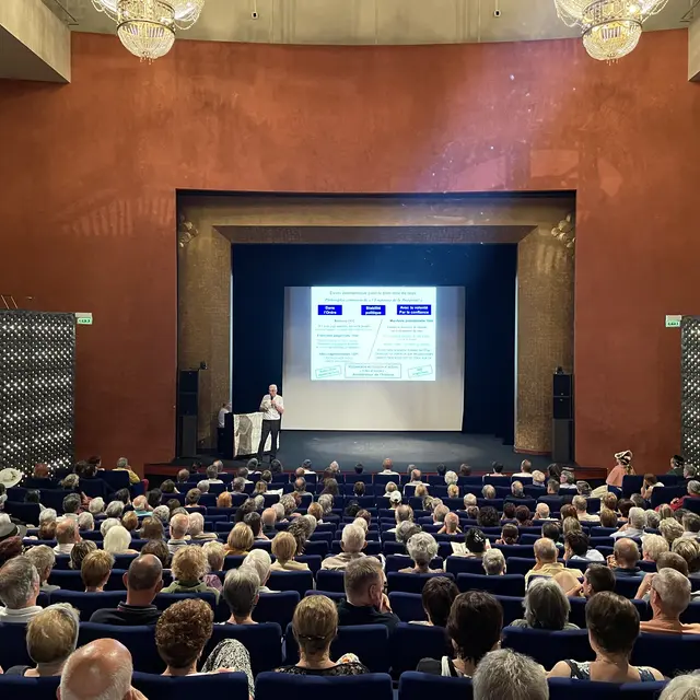 Conférence  L'impératrice Eugénie : la vie fidèle d'une femme d'Etat, la mémoire misogyne d'une Fée Chiffon par Maxime Michelet_Vichy