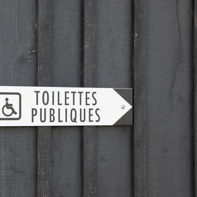 toilettes publiques Gare routière Sophia Antipolis_Valbonne