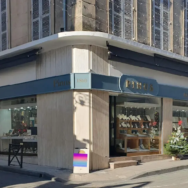 Bijouetrie Pinus Arles