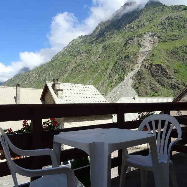 Location Meublé Résidence Les Oulles. la Chapelle en Valgaudemar