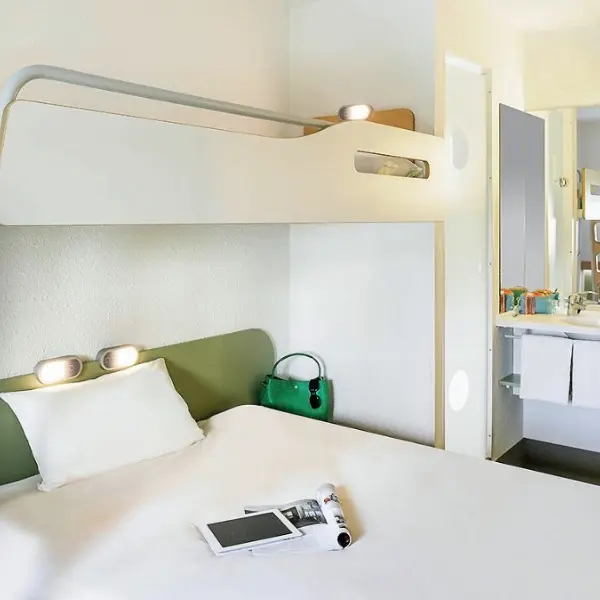 Hôtel Ibis Budget Marseille Timone.jpg