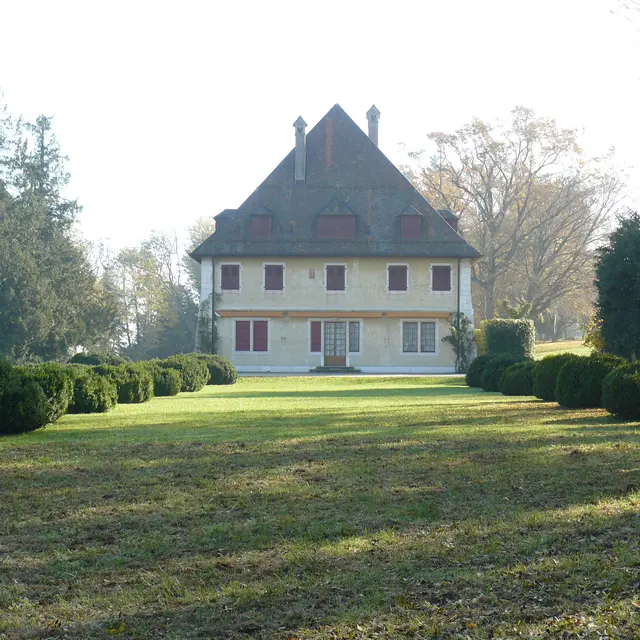 Manoir de Rovorée situé sur le domaine de Rovorée-La Châtaignière