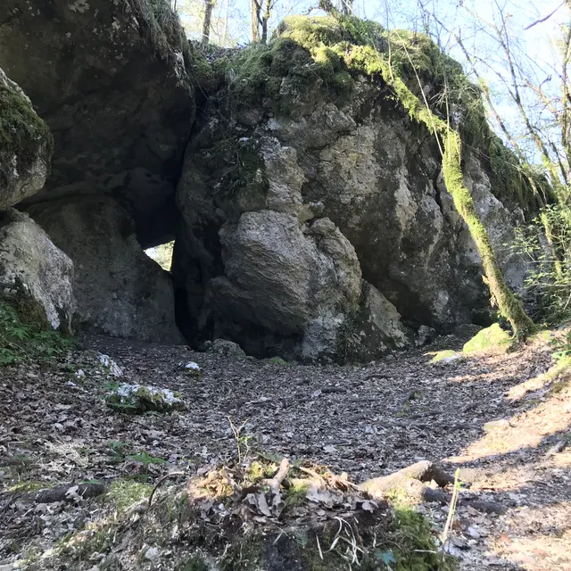 La grotte du loup