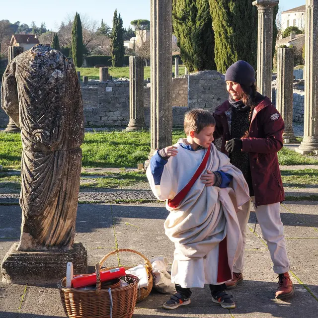 Les visites guidées ''La vie des Romains racontée aux enfants - Les vacances du patrimoine_Vaison-la-Romaine