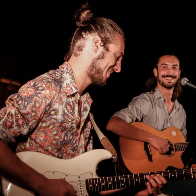 Musique au village – Setes pieds sur terre_Ramatuelle