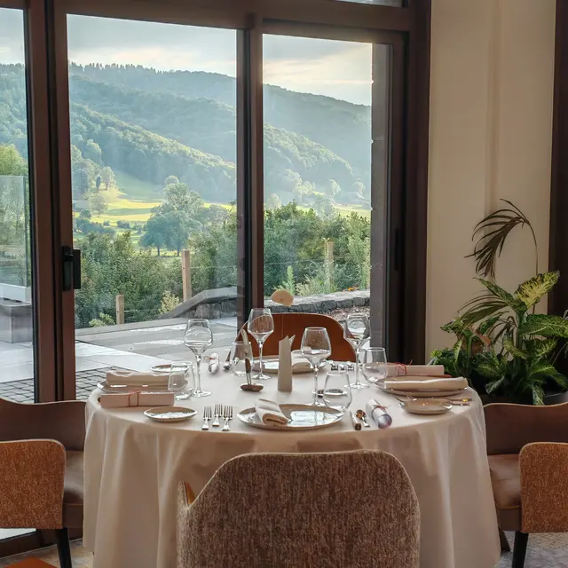Table Le Puy Tilleul