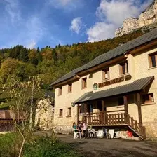 Gîte d'étape La ferme de l'ours_Entremont-le-Vieux