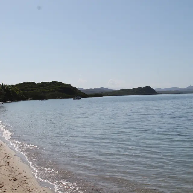 Plage devant chez Suze et Jo