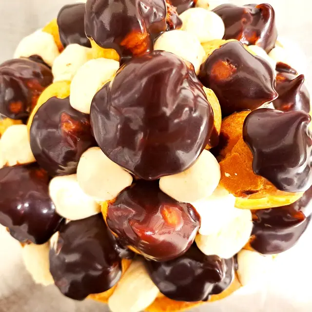Les Profiteroles