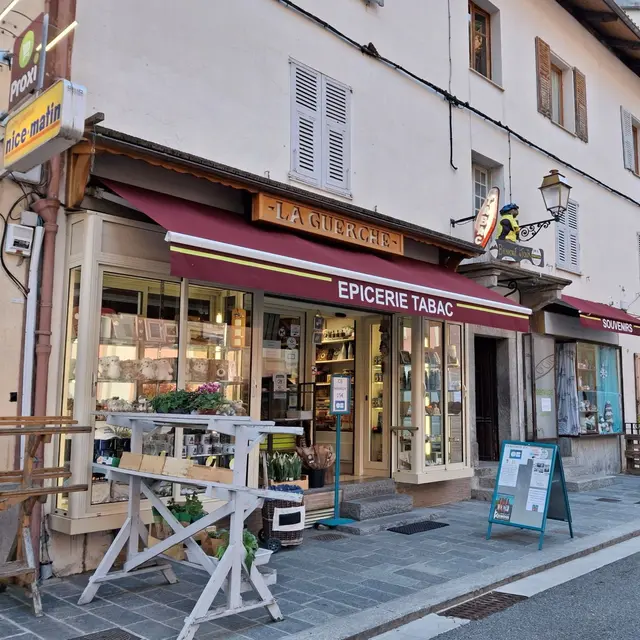 Épicerie La Guerche_Isola