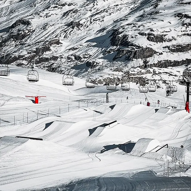 Ski Park Manager Val D'Isère - Jeu PC Simulation Gestion (Big Box) - État Correct