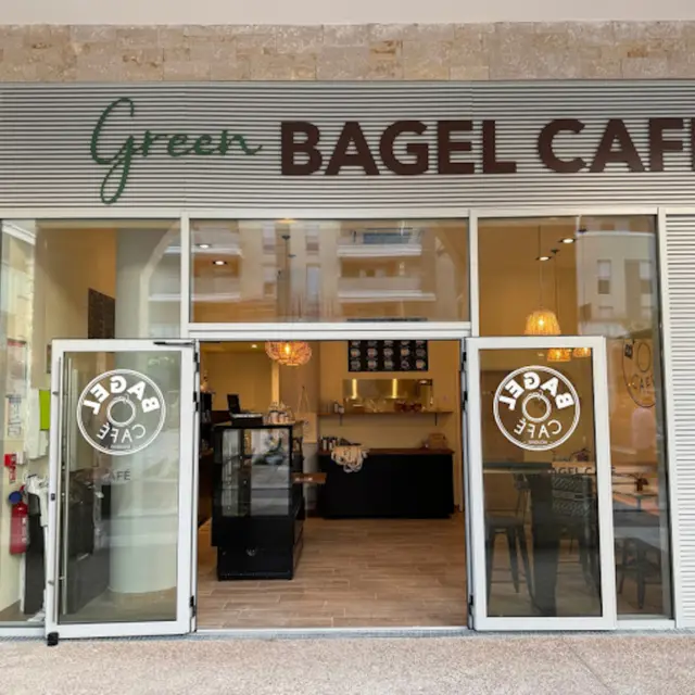Green Bagel Café