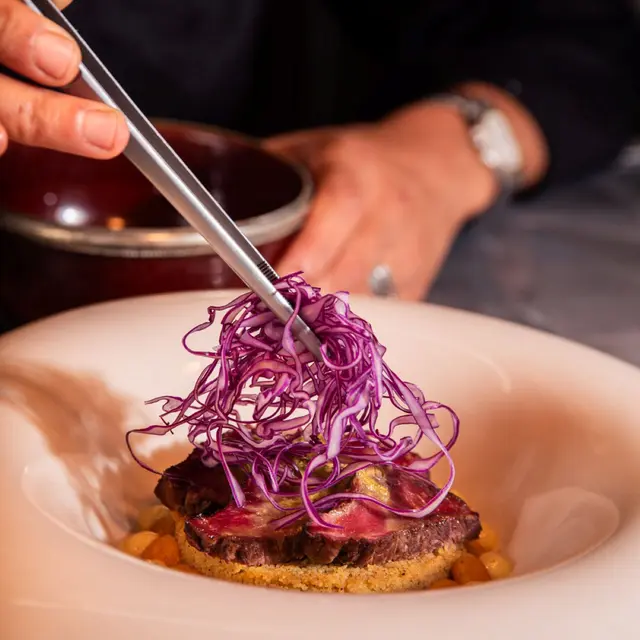 La Halle des Flots Bleus - Habiba_La Ciotat