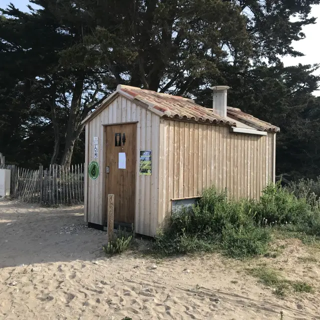 Toilettes publiques
