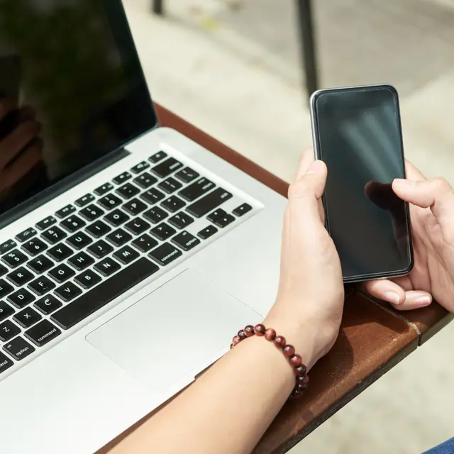 Atelier numérique : Transférer ses photos téléphone vers l'ordinateur_Chambéry
