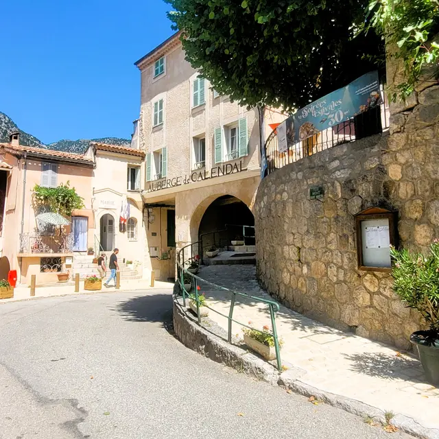 Auberge de Calendal_Aiglun