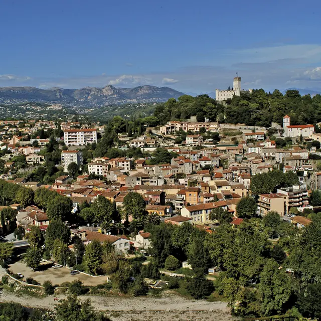 Villeneuve-Loubet village