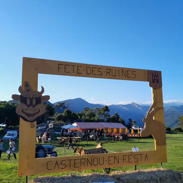 Fête des Ruines_Châteauneuf-Villevieille