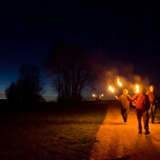 Balade aux flambeaux et apéritif au Salève - Festival Hallomania_Monnetier-Mornex