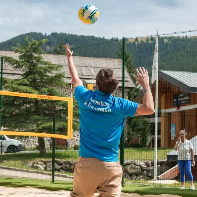 BEACH VOLLEY_Auron