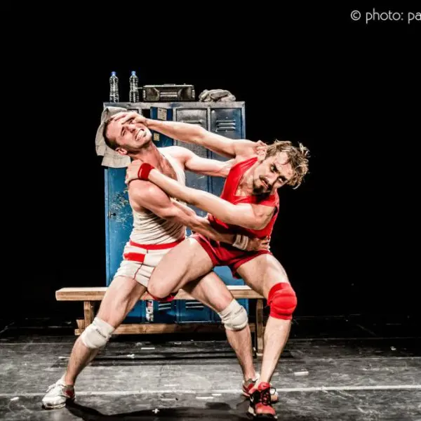 Danse, humour - Un poyo rojo_Oyonnax