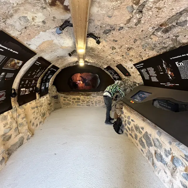 Visite commentée de l'Espace muséographique de la Grotte du Chat_Daluis