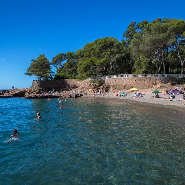 Plage de Boulouris