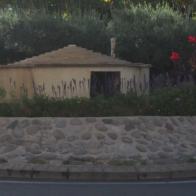 Fontaine rond-point Daudet
