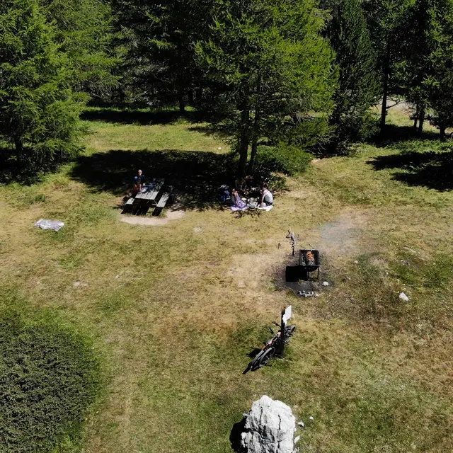 Aire de pique-nique du Vallon des Baïsses