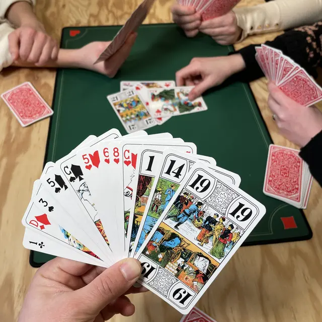 Soirée Tarot et coinche
