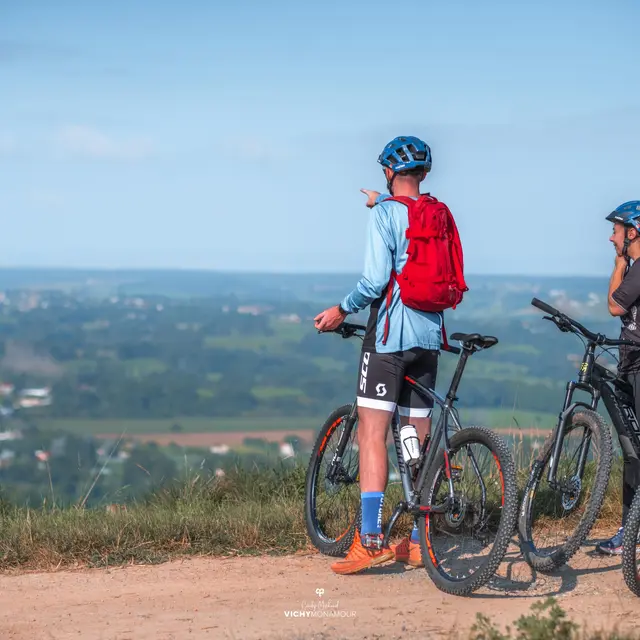 De Vichy à la Montagne Bourbonnaise en VTT_Vichy